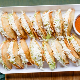 CATERING Crispy Tacos