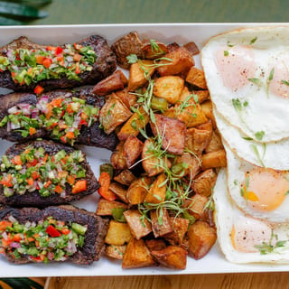 CATERING Steak & Eggs